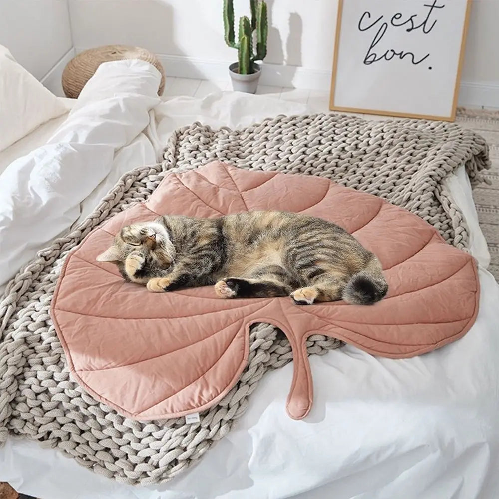 Cooling Leaf Mat Summer Pad