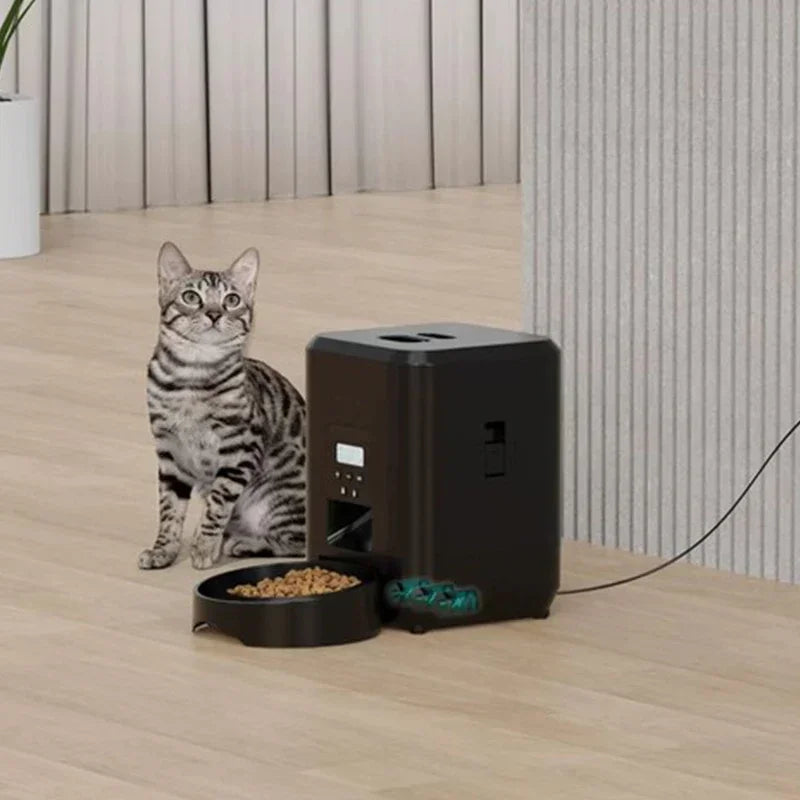 Automatic Smart Pet Feeder